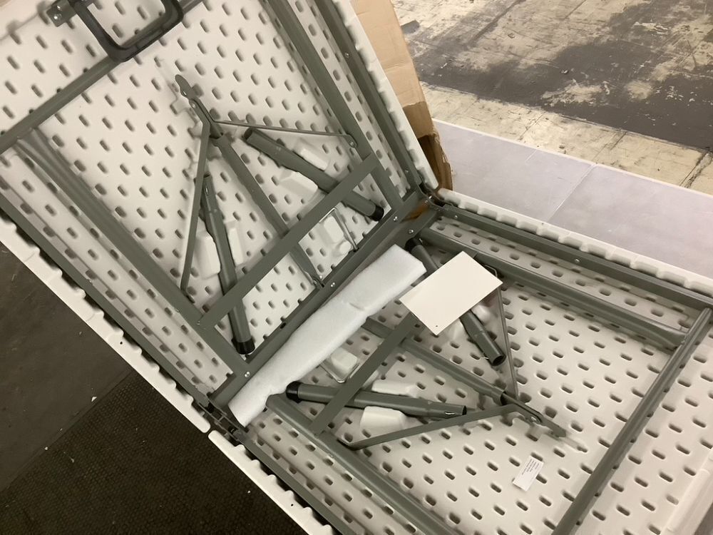 Portable Folding Plastic Dining Table w/ Handle, Lock - 4ft - Image 2 - Lot 660