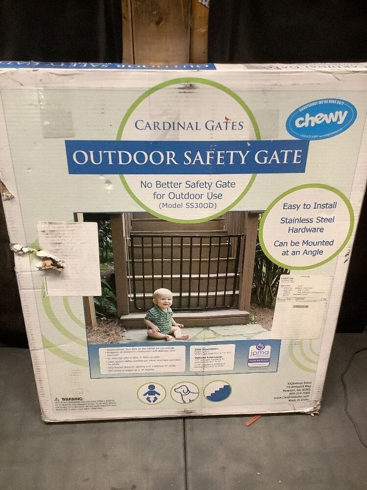 Cardinal Gates SS30OD Outdoor Dog Gate for Stairs – Adjustable Aluminum Safety Gate for Kids & Pets – Toddler Gate for Patio, Deck, Porch – Wall Mounted – Black – Screw in - Image 3 - Lot 9032