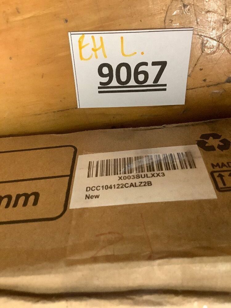 PETSFIT Portable Dog Crate, with Patented Adjustable Fabric Cover, Chewproof & Lockable Mesh Doors, Waterproof Base Collapsible Kennel Grey 26 Inch - Image 4 - Lot 9067