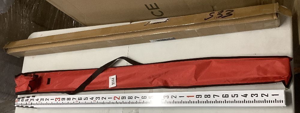 Grade Stick, 16-Foot Aluminum Grade Rod - 10ths, 5 Sections Telescopic Leveling Rod with Bubble Level -Leveling Rod for construction, surveying, and Leveling applications (16FOOT 10TH) - Image 2 - Lot 9152