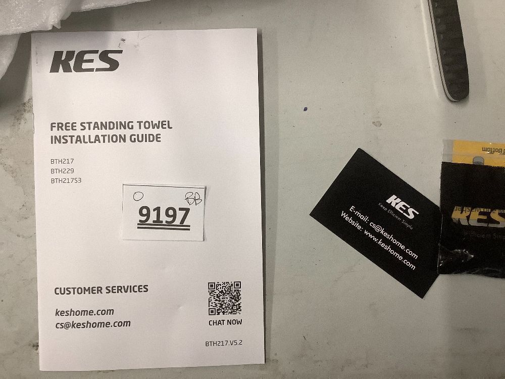 KES Standing Towel Racks for Bathroom 2-Tier, Floor Towel Rack Stand with Heavy Marble Base, Upgrade Steady Freestanding Design, Pro-Grade 18/8 Stainless Steel Brushed Finish - Image 4 - Lot 9197