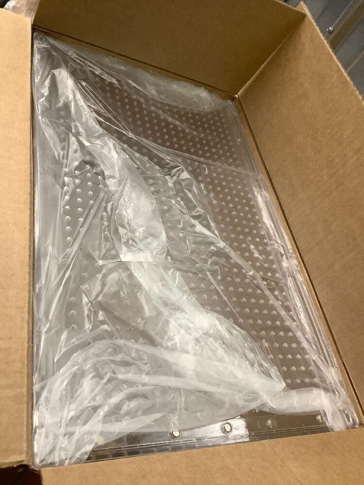 Reptile Tank Enclosure with Magnetic Button.16" * 10" * 8" Thicken Snake Enclosure Cage,Batch Stackable Reptile Breeding Tank for Insect,Fish,Tarantula,Hermit Crab,Jumping Spider 【No Assembly】 - Image 2 - Lot 9236