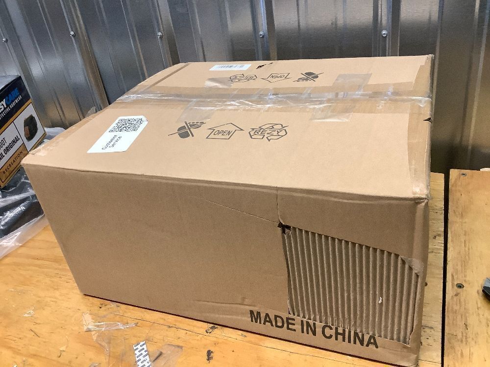 15 Inch Large Black Outdoor Gooseneck Barn Lights, from Dusk to Dawn Farmhouse Barn Lights, Galvanized + Painted Classic Look, Suitable for Porch, Garage, Outdoor Lighting - Image 3 - Lot 9257