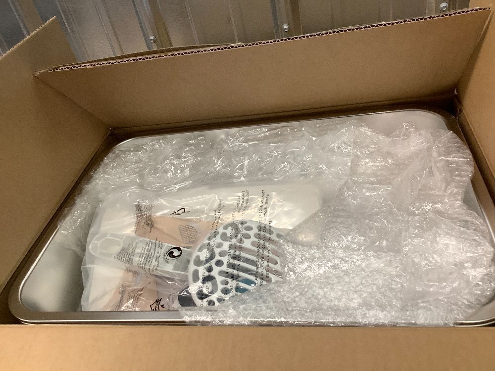 Charlie & Mollie Stainless Steel Sifting Litter Box for Pine Pellets, Stainless Steel Litter Box for Sifter Litter Pan System, Metal Litter Tray with Pee Pad and Scoop, Odor Control, Easy Cleaning - Image 2 - Lot 9267