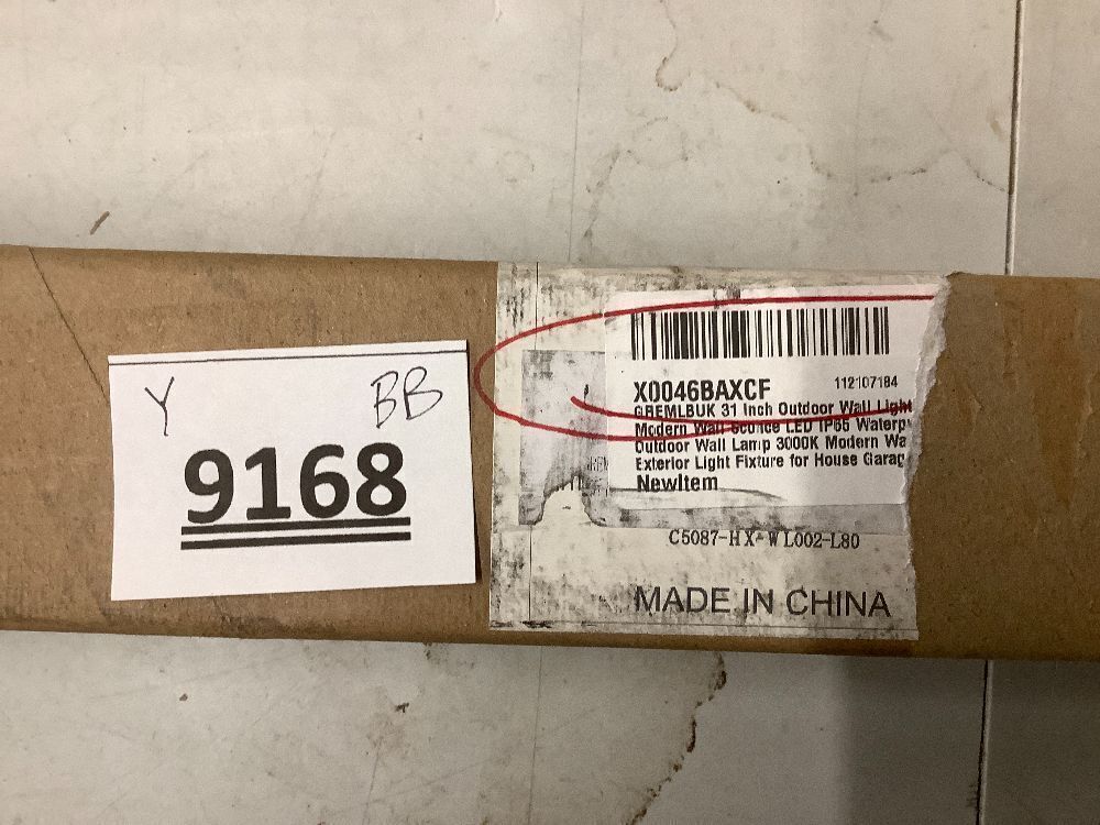 Modern Outdoor Wall Lights 31 Inch Long Wall Sconce LED IP65 Waterproof Outdoor Wall Lamp 3000K Modern Wall Mount Exterior Light Fixture for House Garage, 1Pack - Image 3 - Lot 9168