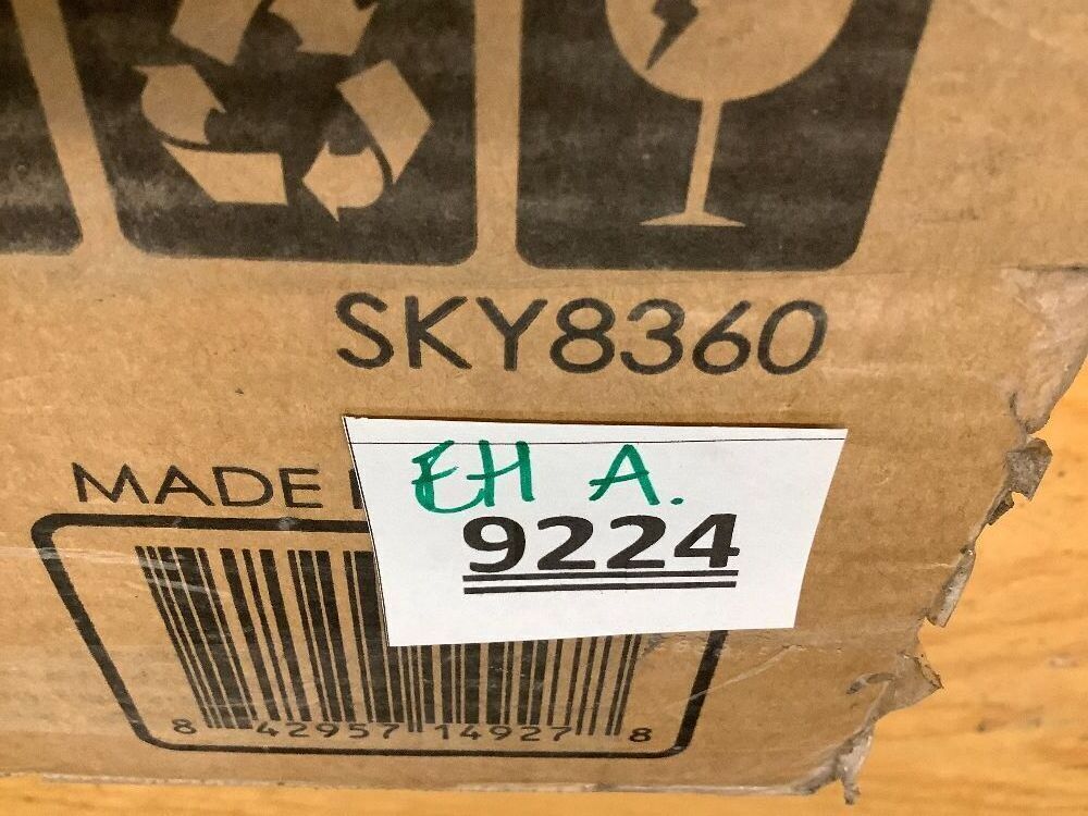 10-in-1 Combo Game Table Set w/ Pool, Foosball, Ping Pong, Chess - 2x4ft - Image 3 - Lot 9224