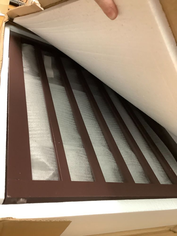 3 Panel Pet Gate -dark brown - Image 2 - Lot 9332