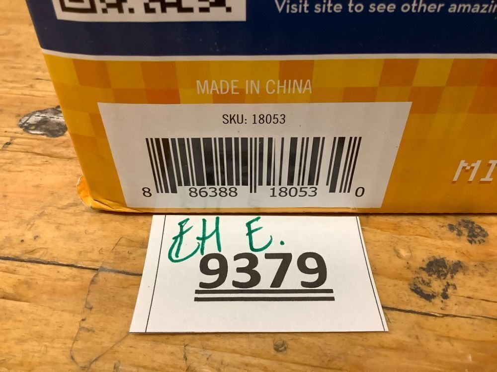 Ukonic Minecraft Legends Creeper Mini Fridge 8L – Holds 12 Cans, LED Lights, AC/DC Thermoelectric Cooler, Removable Shelves, Compact for Dorm, Office, Gaming - Image 5 - Lot 9379