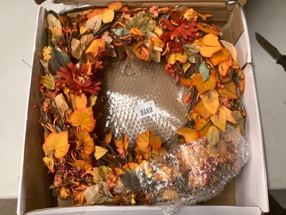 The Wreath Depot Highland Silk Fall Door Wreath 24 Inch, Full Handcrafted Autumn Front Door Wreath - Image 2 - Lot 9169