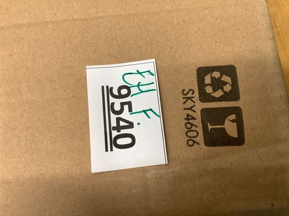 Vintage Outdoor Garden Bird Bath w/ Fleur-de-Lis Accents - Image 3 - Lot 9540