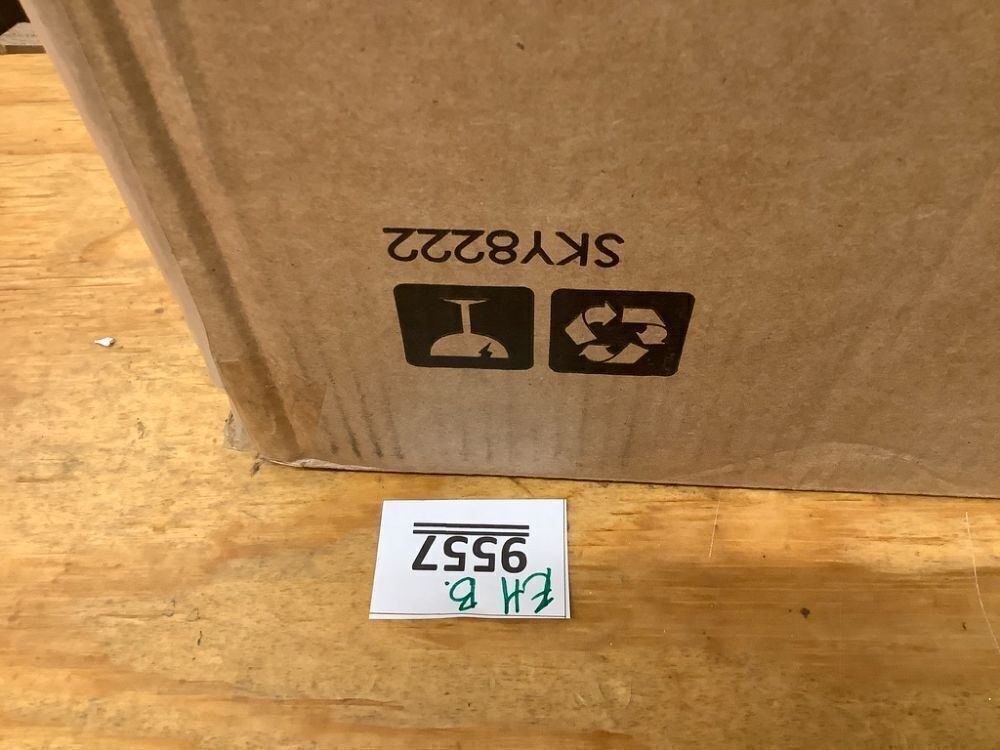 Pre-Lit Artificial Fir Christmas Wreath w/ LED Lights, Plug-In, PVC Tips - Image 3 - Lot 9557