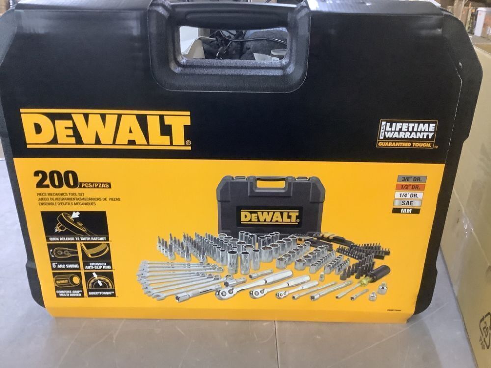DEWALT 1/4 in., 3/8 in., and 1/2 in. Drive Polished Chrome Mechanics Tool Set (200-Piece) - Image 3 - Lot 21JF