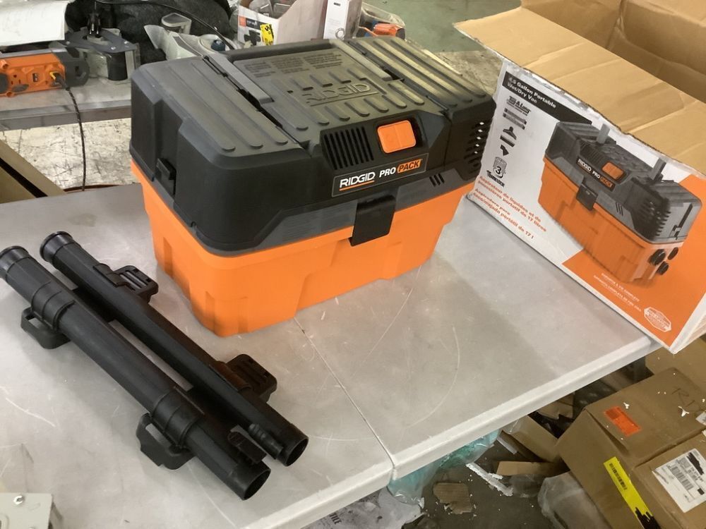 RIDGID 4.5 Gal. 5.0 Peak HP PRO PACK Shop Vacuum Wet Dry Vac with Fine Dust Filter, Expandable Hose and Accessories - Image 2 - Lot 89JF