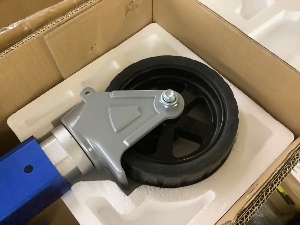 VEVOR 1600 lbs. Heavy Duty Swivel Boat Trailer Jack, 10 in. Lift, Bolt-on - Image 3 - Lot 92JF