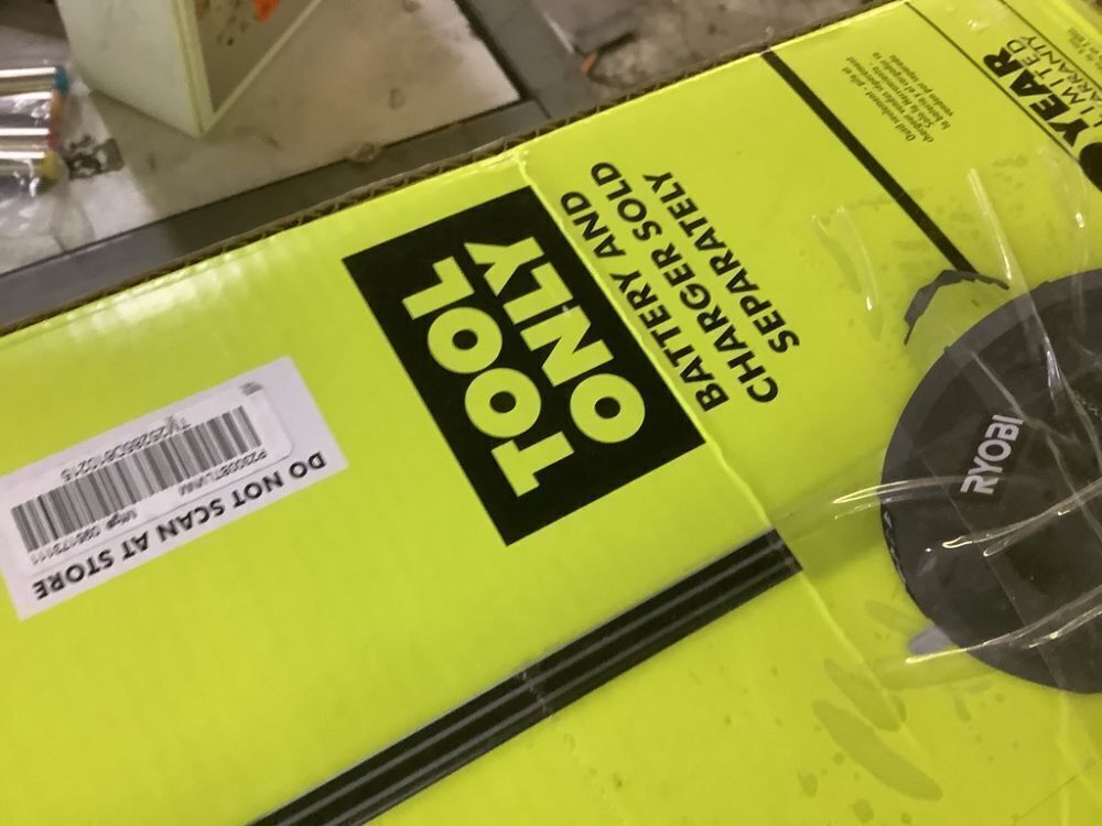 RYOBI ONE+ 18V 9 in. Cordless Battery Edger (Tool Only) - Image 8 - Lot 136JF