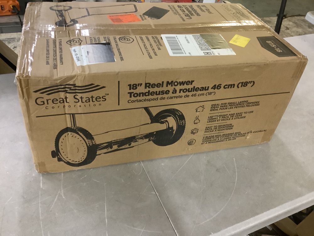 Great States Corporation 18 in. 5-Blade Manual Walk Behind Reel Lawn Mower - Image 2 - Lot 138JF