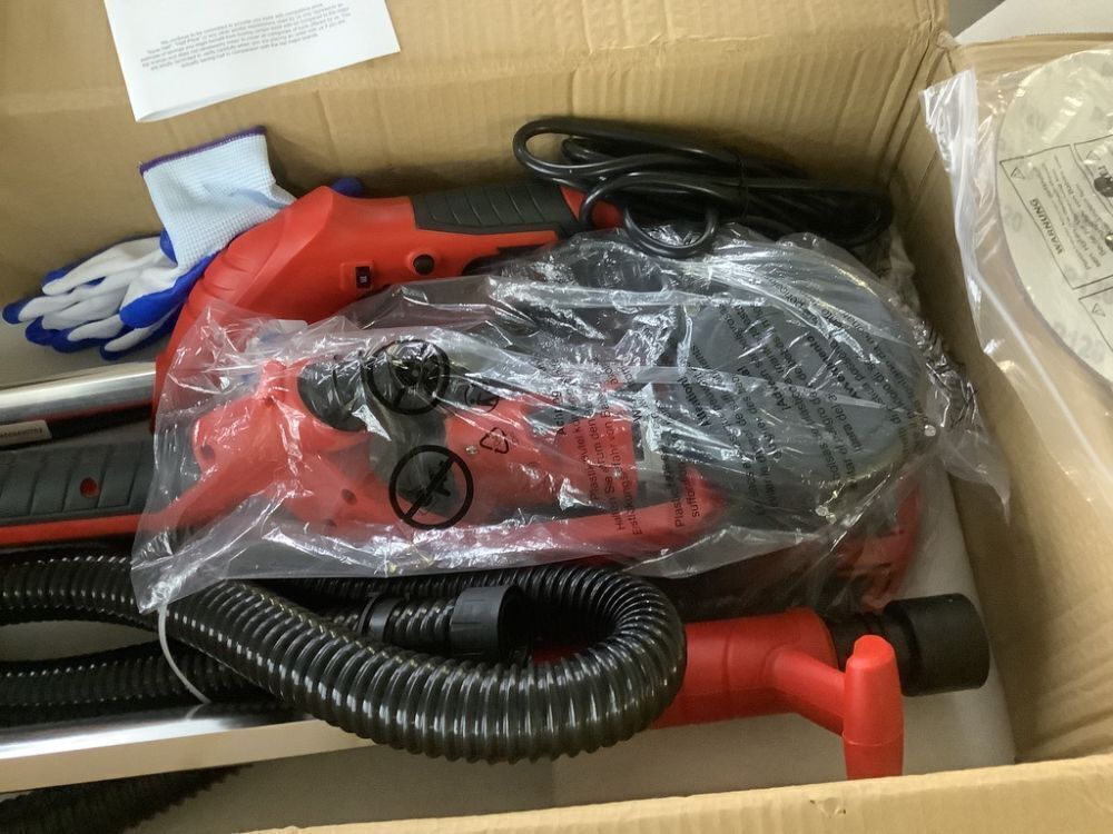 VEVOR 850-Watt Electric Drywall Sander Variable Speed 800-1750RPM - Image 3 - Lot 141JF