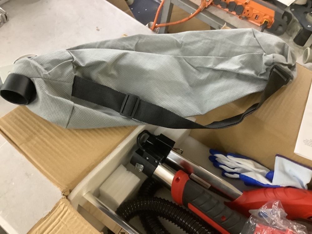 VEVOR 850-Watt Electric Drywall Sander Variable Speed 800-1750RPM - Image 5 - Lot 141JF