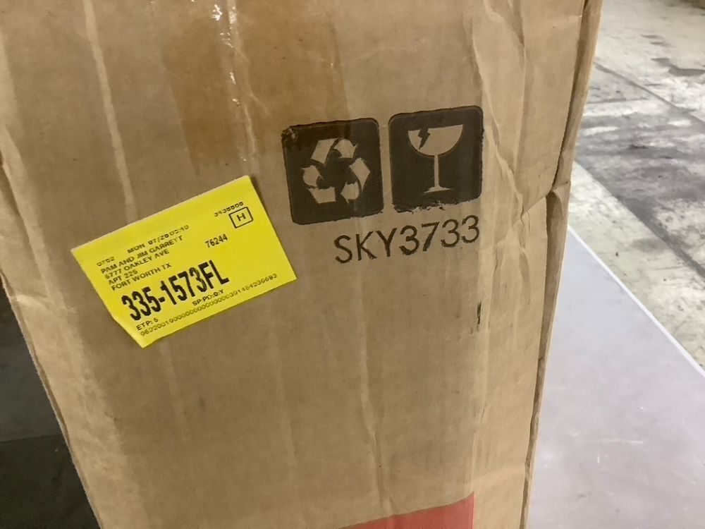 Set of 2 Adjustable Zero Gravity Patio Chair Recliners w/ Cup Holders - Image 7 - Lot 157