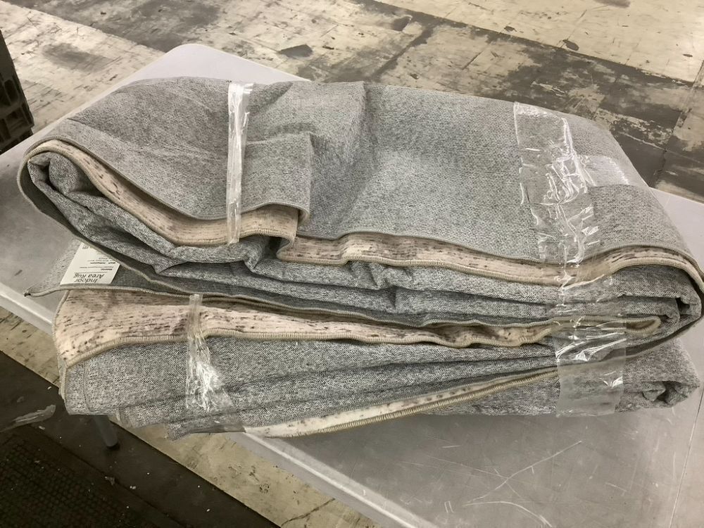 Area Rug, 9' x 12' - Image 1 - Lot 159