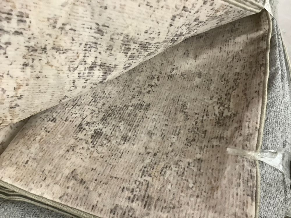 Area Rug, 9' x 12' - Image 3 - Lot 159