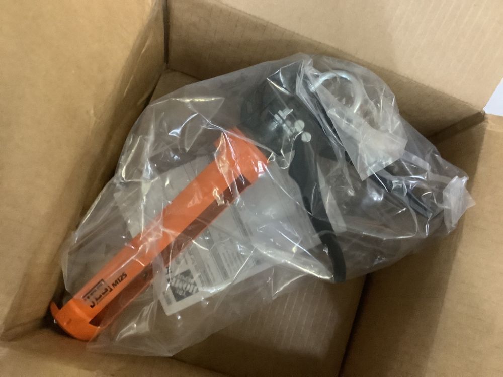 JES 10 oz. 12:1 Caulk Gun - Image 2 - Lot 236JF