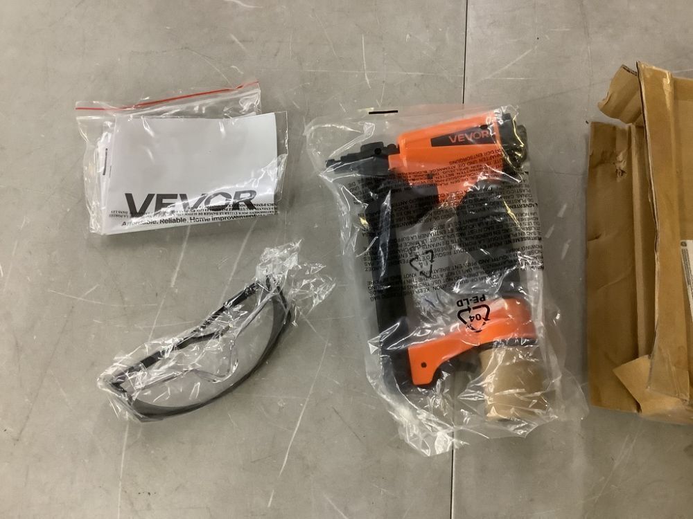 Pneumatic Staple Gun, Cordless 20-Gauge T50 Upholstery Stapler for 7/16 in. Crown 5/32 in.-5/8 in. Length Staples - Image 2 - Lot 237JF