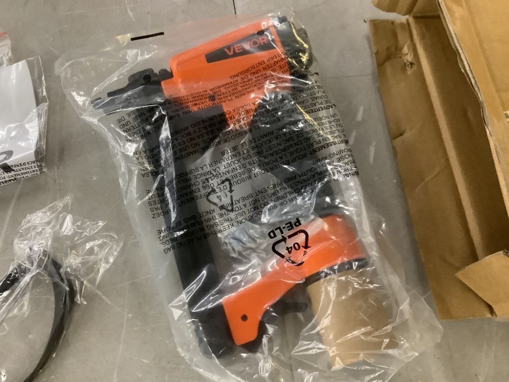 Pneumatic Staple Gun, Cordless 20-Gauge T50 Upholstery Stapler for 7/16 in. Crown 5/32 in.-5/8 in. Length Staples - Image 3 - Lot 237JF