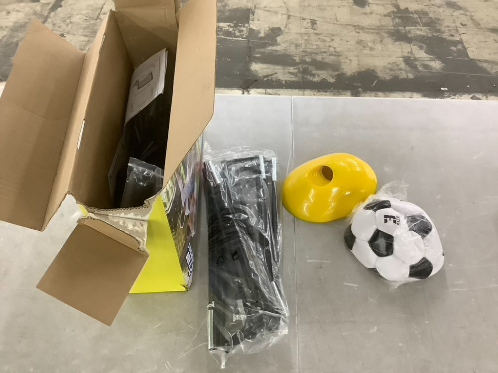 Kids Soccer Goal - Image 2 - Lot 256JF