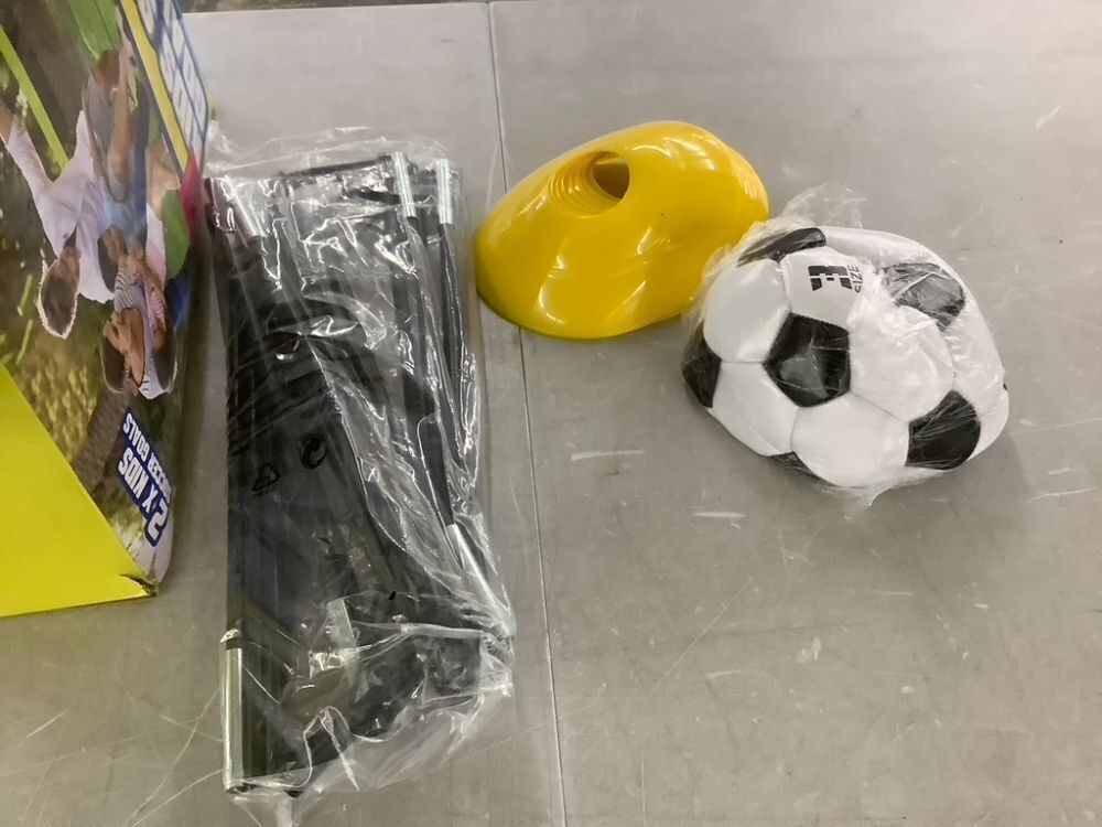 Kids Soccer Goal - Image 3 - Lot 256JF