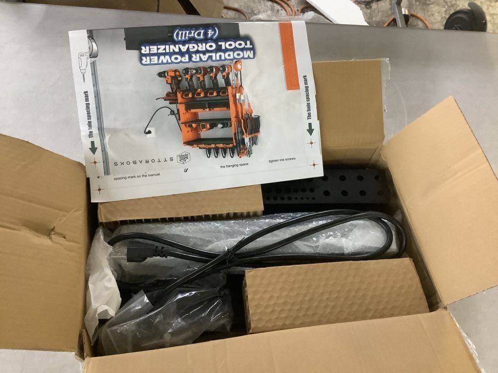 Sttoraboks 16 .6 in. Modular Power Tool Organizer with Charging Station, 150 lbs. Capacity - Image 2 - Lot 444JF