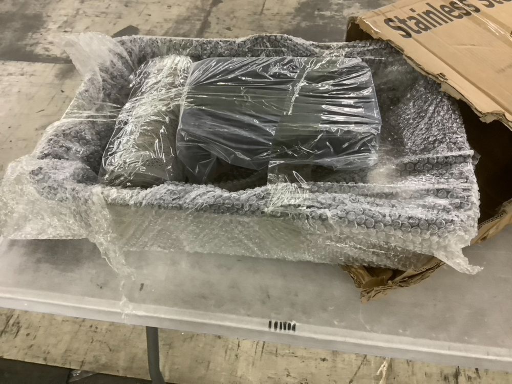 Stainless Steel Litter Box with Front and Top Entry - Image 3 - Lot 452JF