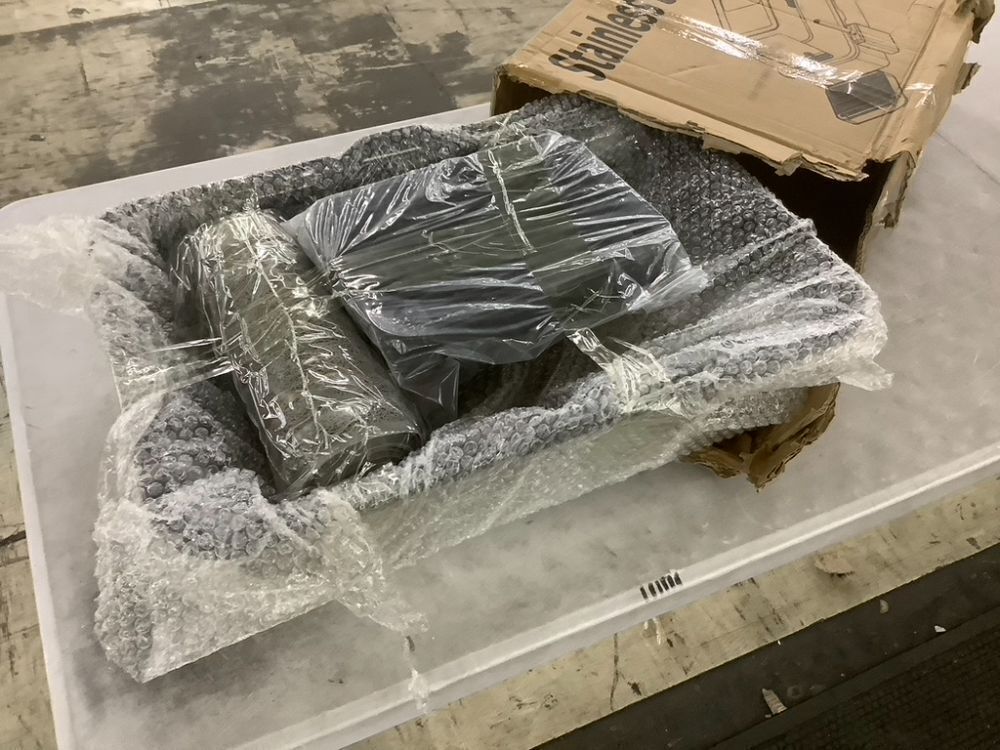 Stainless Steel Litter Box with Front and Top Entry - Image 4 - Lot 452JF