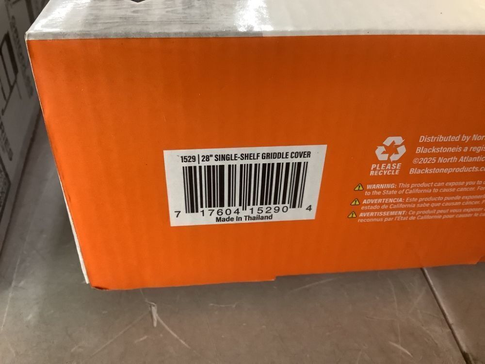 Lot of (2) Blackstone Griddle Covers - Image 4 - Lot 542JF