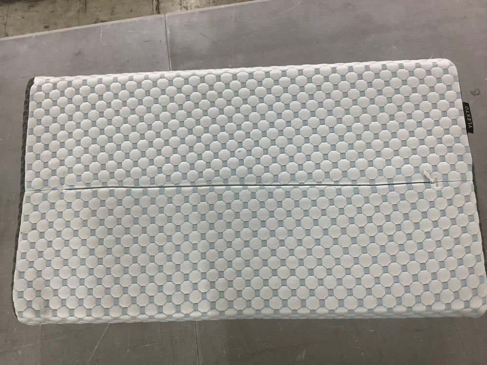 Ylekto Memory Foam Pillow 13" x 23" - Image 2 - Lot 558JF