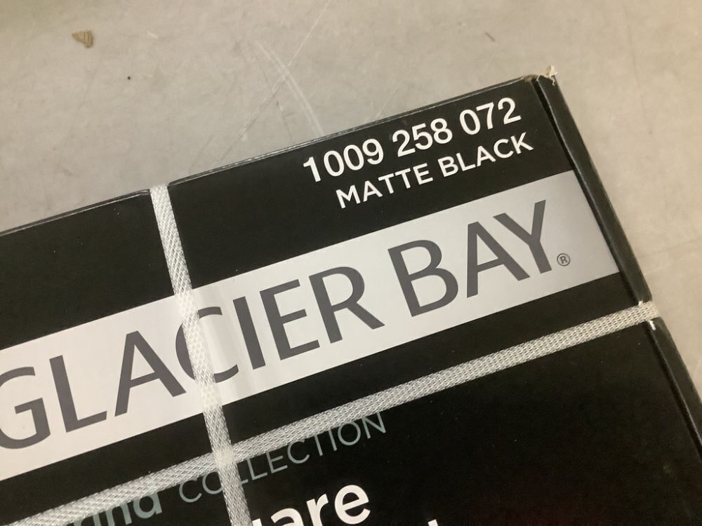 Glacier Bay Modern 1-Spray 7.9 in. Dual Tub Wall Mount Fixed and Handheld Shower Heads 1.8 GPM in Matte Black - Image 4 - Lot 644JF