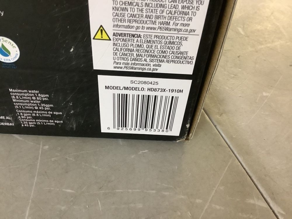 Glacier Bay Oswell Single Handle 1-Spray Tub and Shower Faucet 1.8 GPM in Matte Black - Image 5 - Lot 646JF