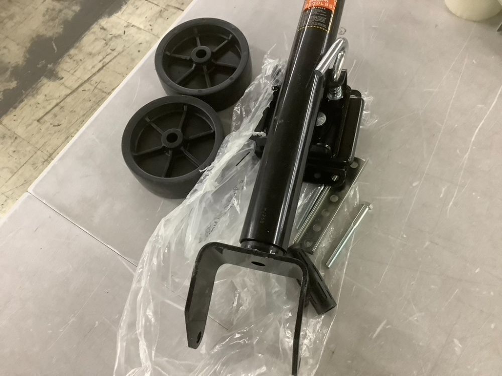 Trailer Jack with Wheels - Image 2 - Lot 653JF