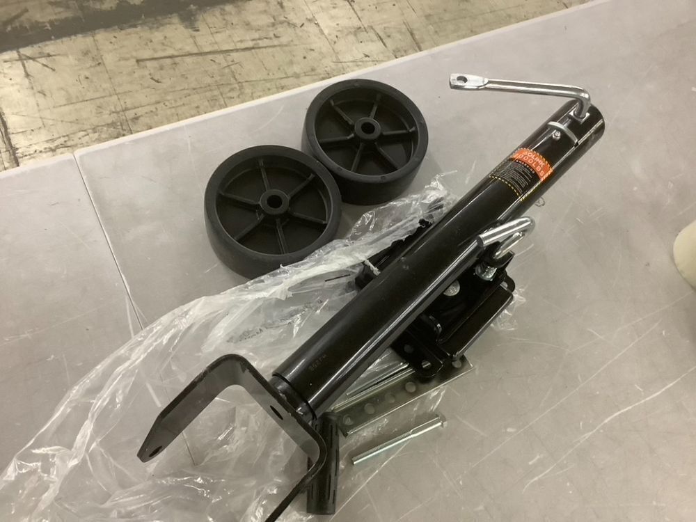 Trailer Jack with Wheels - Image 4 - Lot 653JF