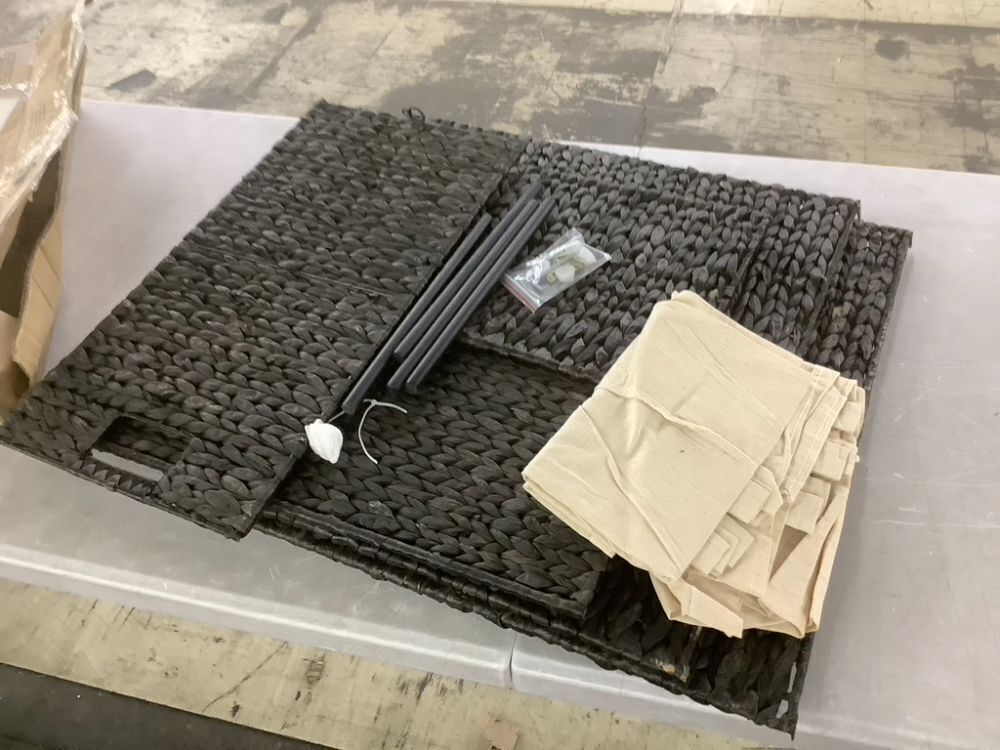 Large Water Hyacinth Double Laundry Hamper Basket w/ 2 Liner Bags - Image 2 - Lot 659