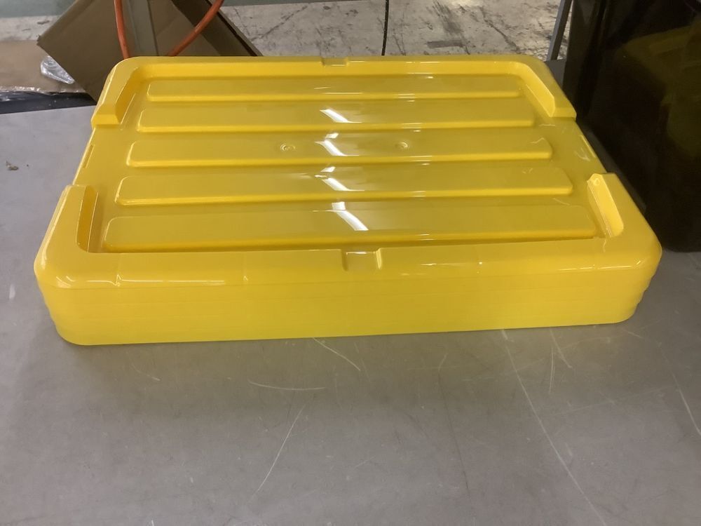 IRIS 45 qt. /11.25 Gal. Plastic Storage Bins with Lids, Black, Latching, Stackable, Totes 4Pk - Image 4 - Lot 732JF