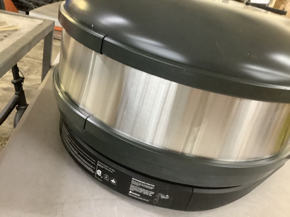 GOZNEY Arc XL Propane Outdoor Pizza Oven - Image 10 - Lot 5JF