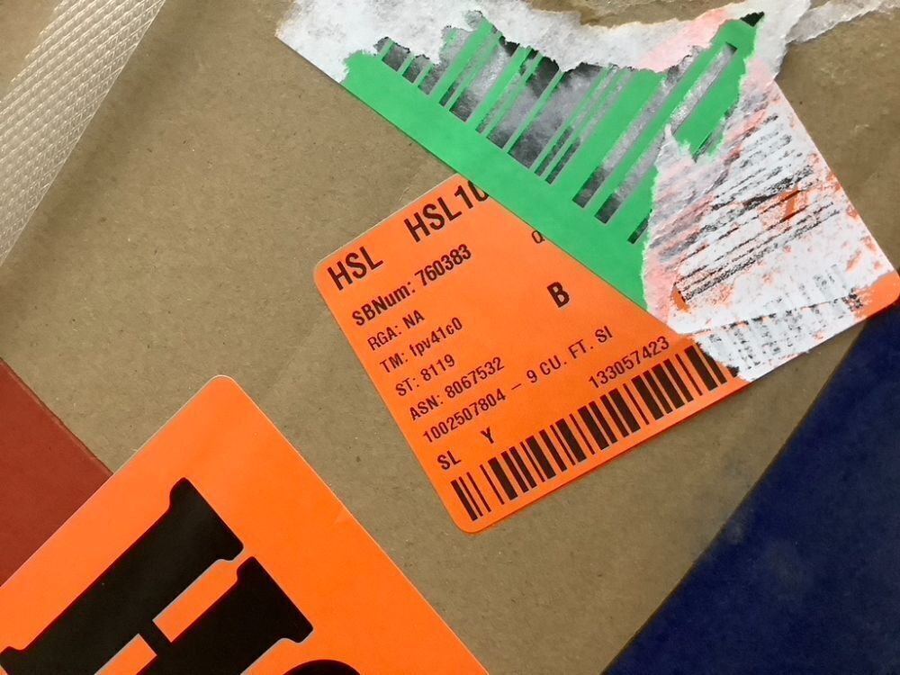 Premium LEVELLA 9.0 cu. ft. Commercial Upright Display Refrigerator Glass Door Beverage Cooler in Silver - Image 10 - Lot 11JF