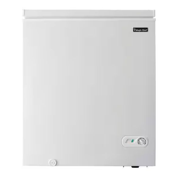 Magic Chef 5.0 cu. ft. Chest Freezer in White - Dented - Image 1 - Lot 25JF