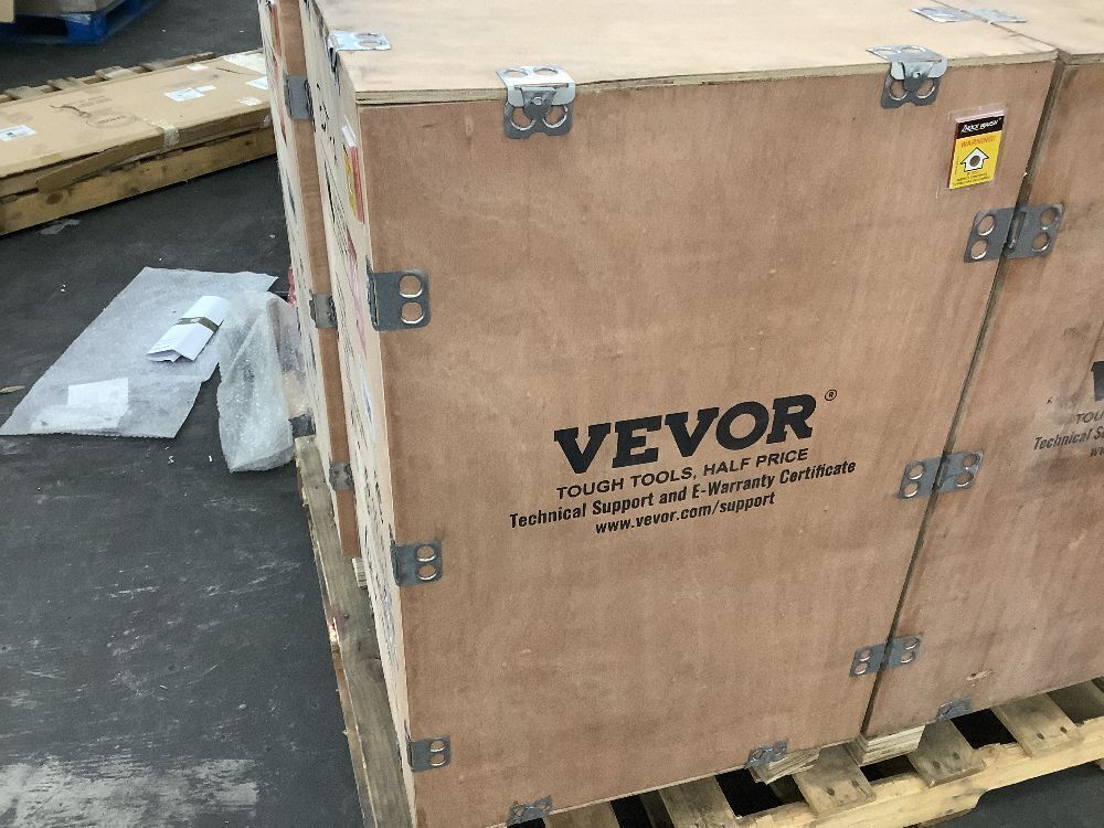 VEVOR Commercial Frozen Drink Maker, 15Lx2 Double Tank - Image 2 - Lot 26