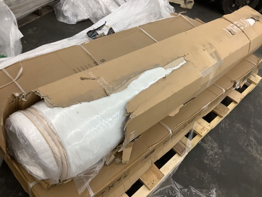 HIRELIX 12 Inch King Hybrid Mattress, Cooling Gel Memory Foam & Zoned Pocket Coils - Image 2 - Lot 40JF