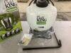 FIELD KING Backpack Sprayer, 4 Gallon, with Internal No Leak Pump Design - Thumbnail 3