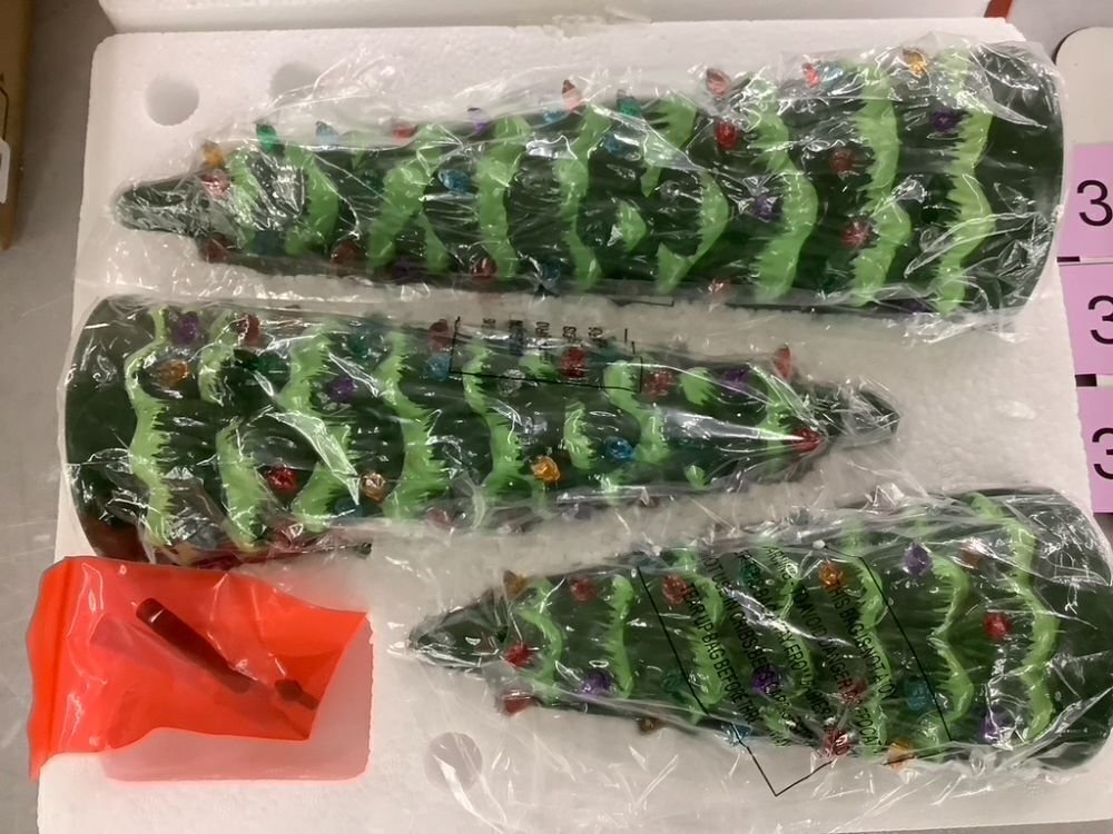 Set of 3 Pre-Lit Ceramic Tabletop Christmas Trees - Image 2 - Lot 301