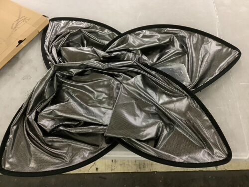 Tesla Roof Sunshade - Lot 398