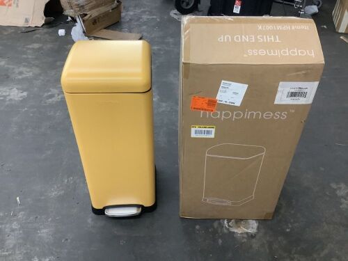 happimess Betty Retro 8 Gal. Step-Open Trash Can, Daffodil Yellow - Small Dents - Lot 414JF